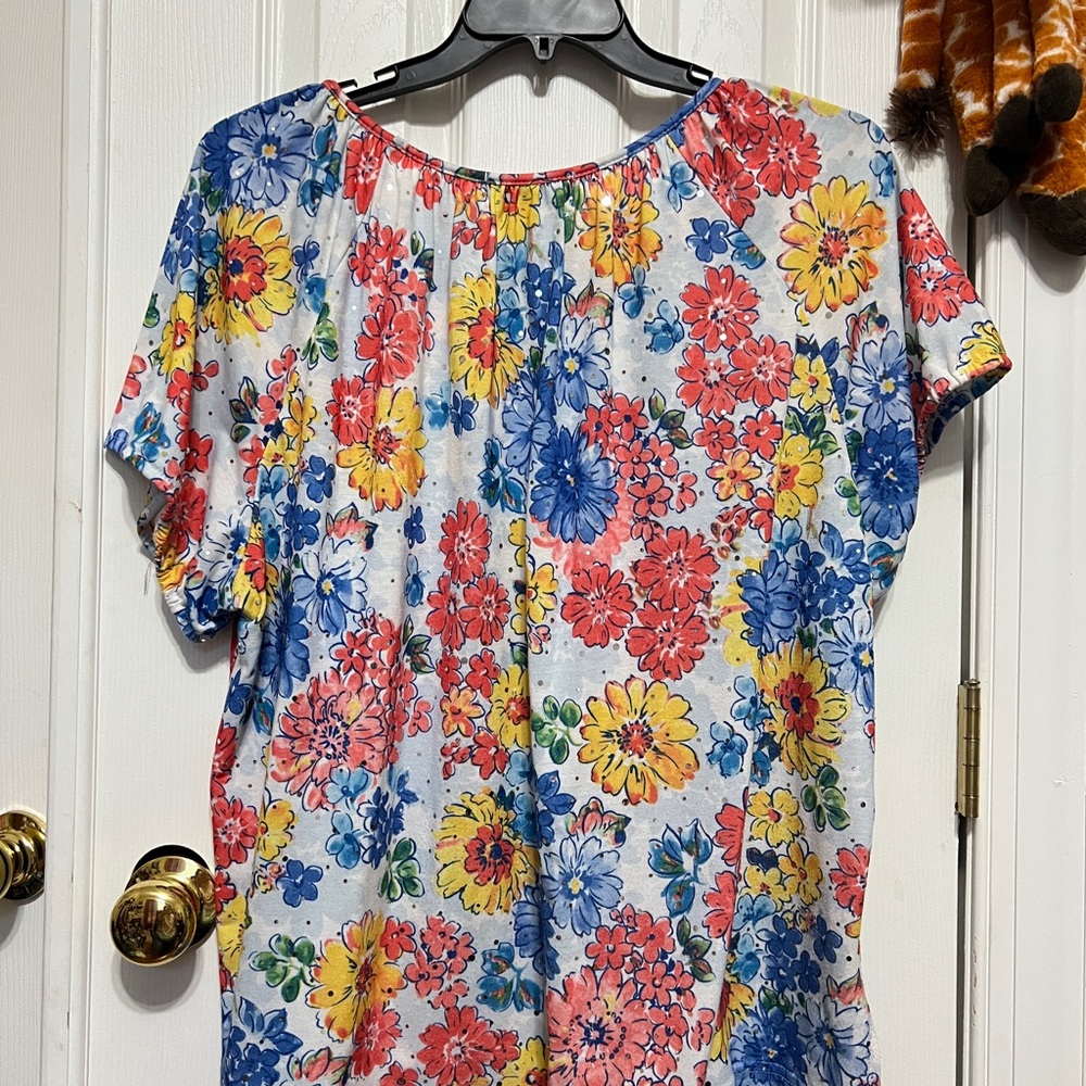 Cathy Daniels Women's Floral Top - Multicolor - Picture 2 of 3